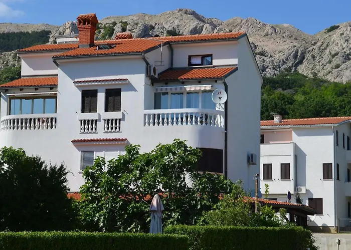 M&m شقة باشْكا